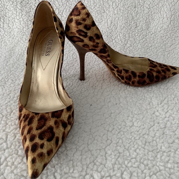 Guess by Marciano stilettos - Picture 2 of 5